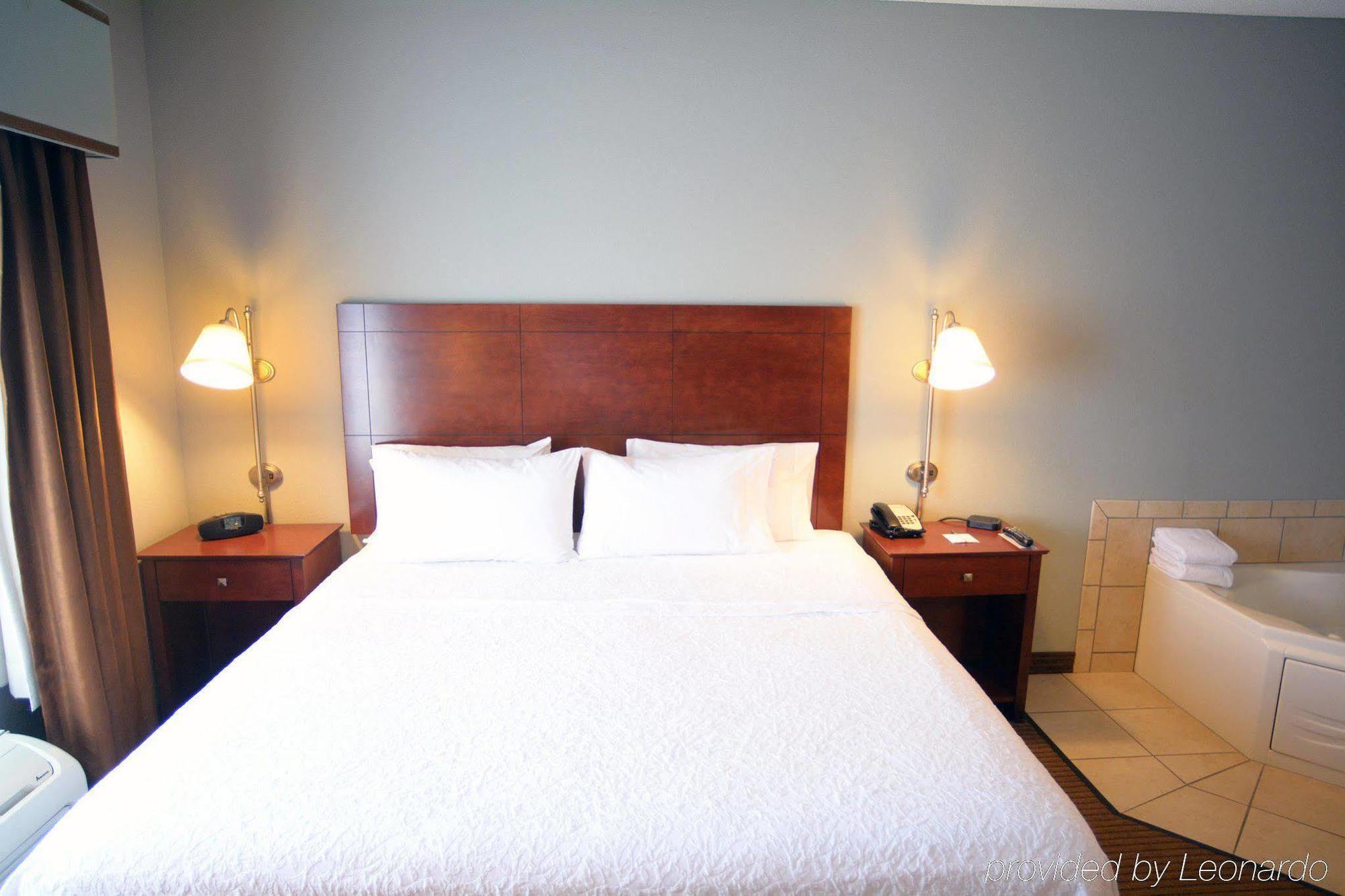 Hampton Inn Warsaw Zewnętrze zdjęcie